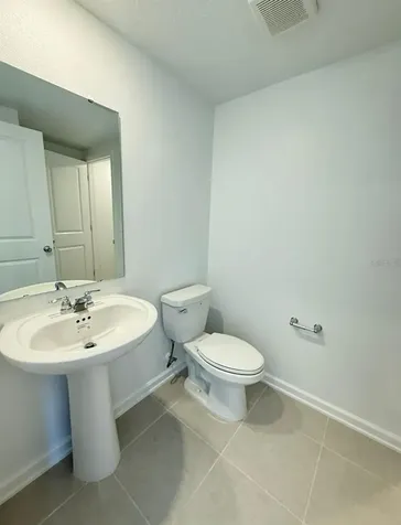 2633 Skyline Loop Kissimmee FL 34758