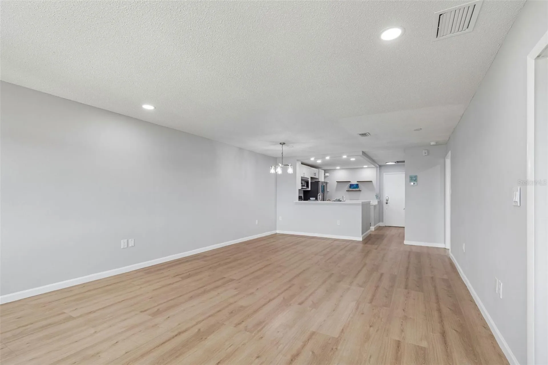 100 Bluff View Drive Belleair Bluffs FL 33770
