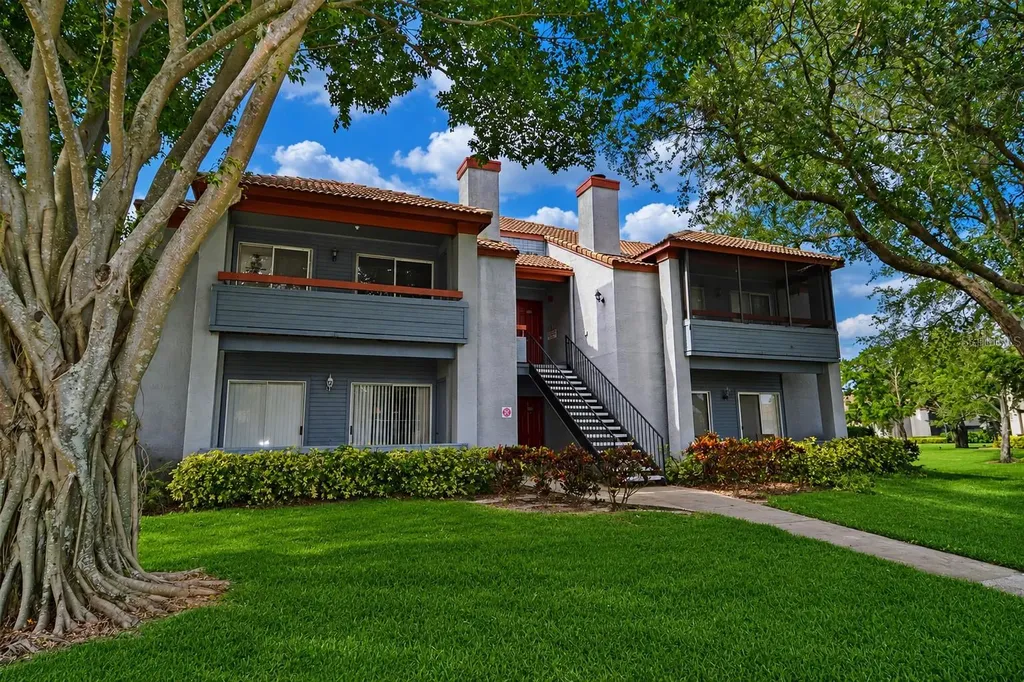 10263 Gandy Boulevard N St Petersburg FL 33702