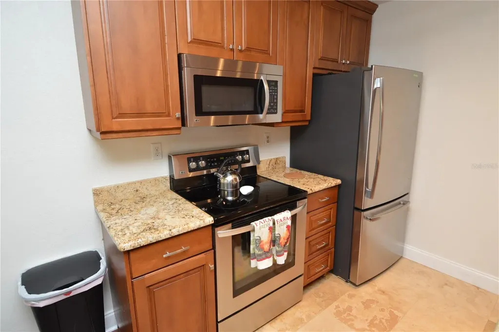 10263 Gandy Boulevard N St Petersburg FL 33702