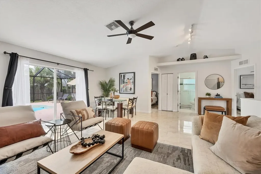 2445 Apache Street Sarasota FL 34231