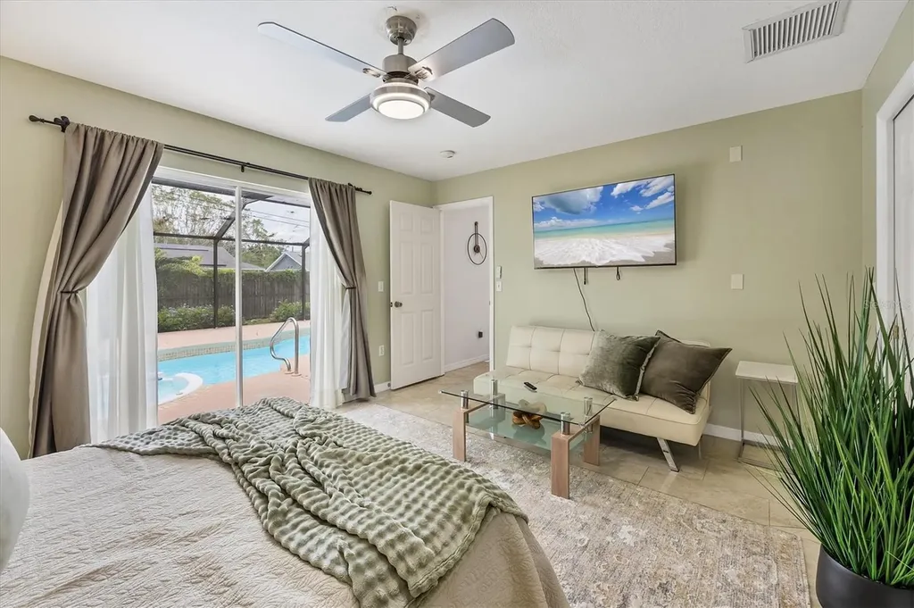 2445 Apache Street Sarasota FL 34231