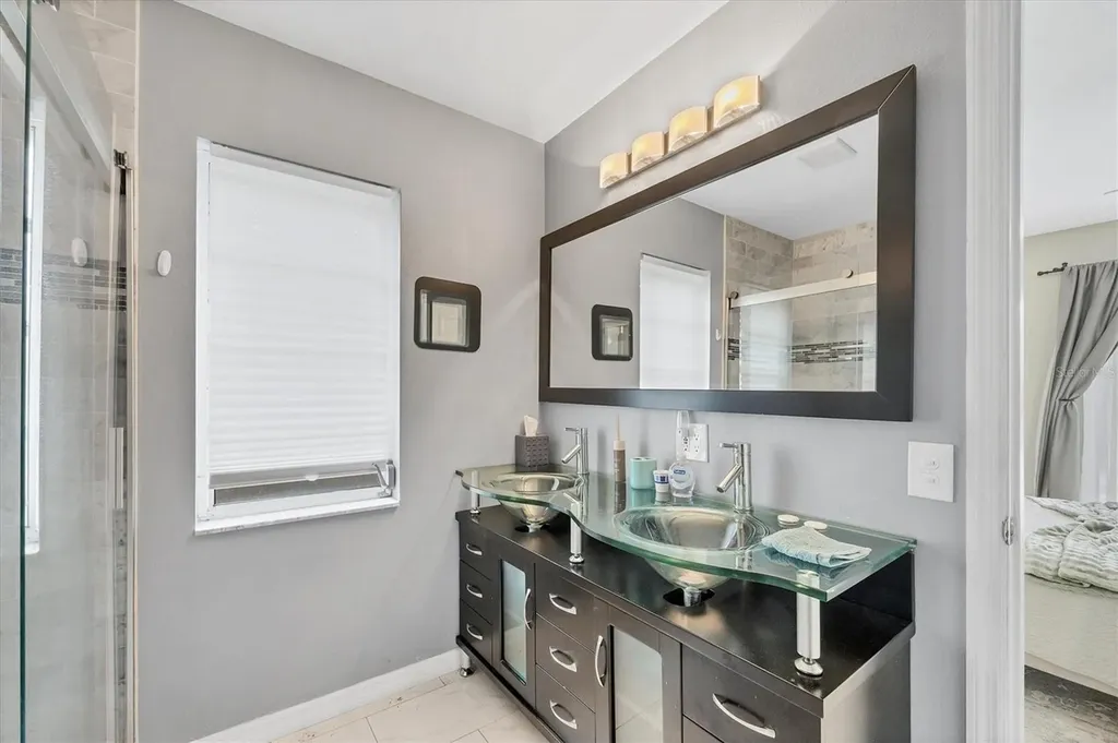 2445 Apache Street Sarasota FL 34231