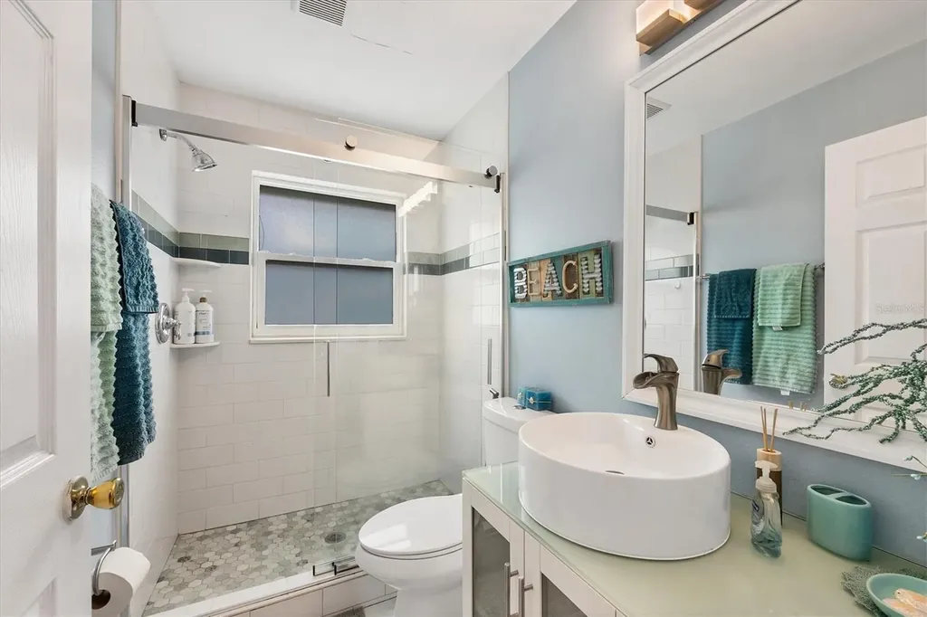 2445 Apache Street Sarasota FL 34231