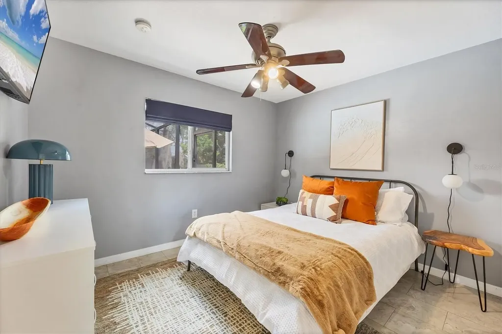 2445 Apache Street Sarasota FL 34231