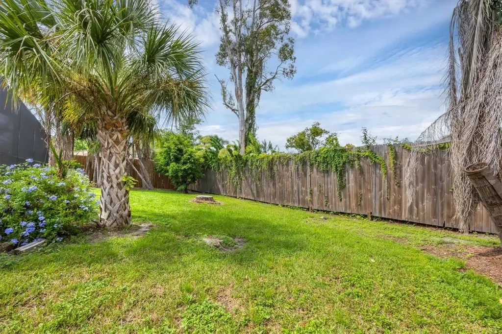 2445 Apache Street Sarasota FL 34231