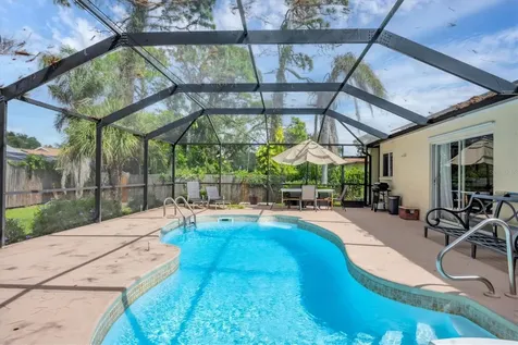 2445 Apache Street Sarasota FL 34231