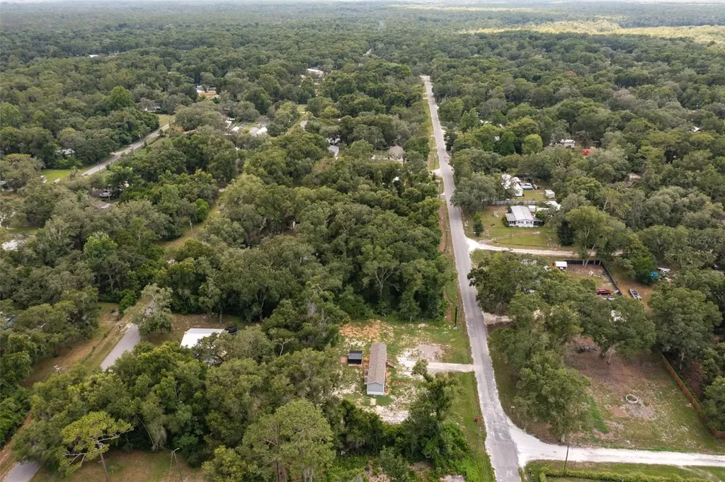 4363 Cr 690 Webster FL 33597