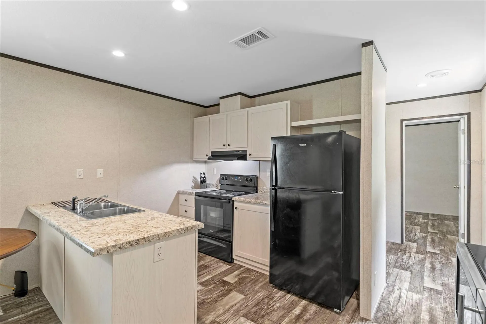 4363 Cr 690 Webster FL 33597