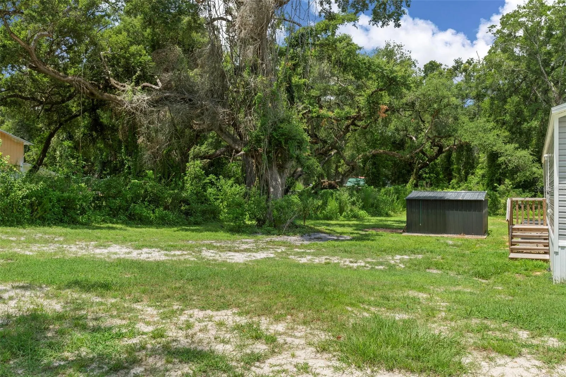 4363 Cr 690 Webster FL 33597