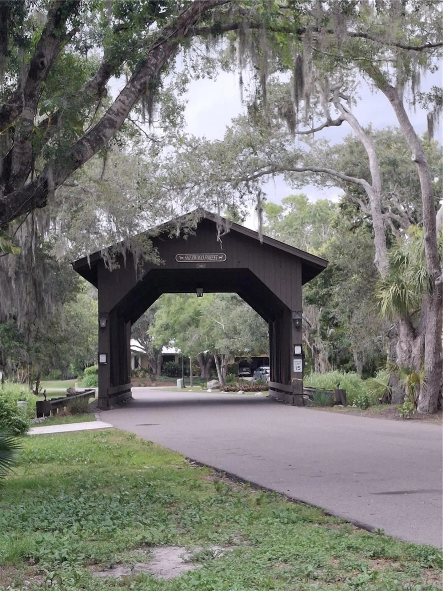 4424 Friar Tuck Lane Sarasota FL 34232