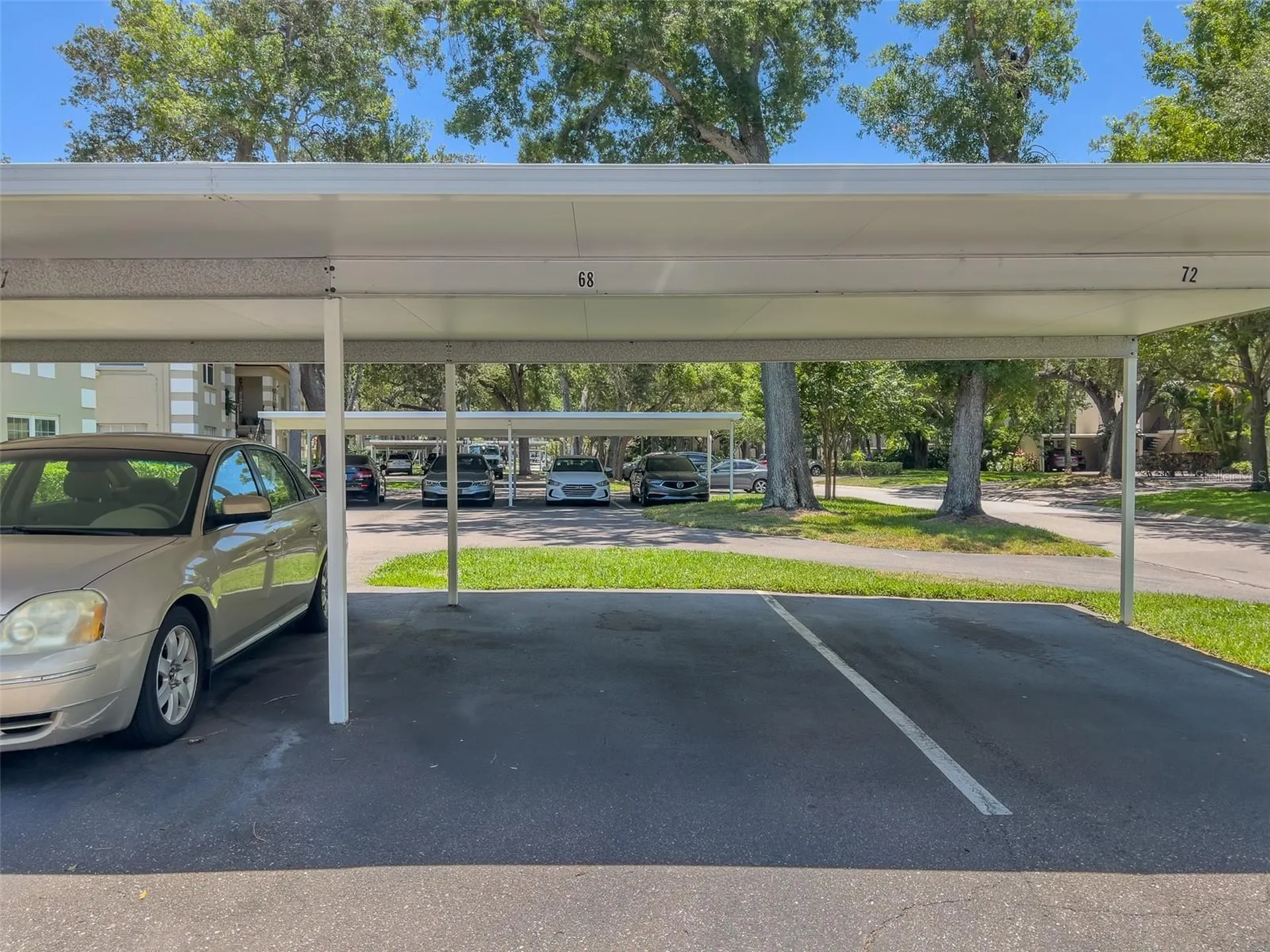 68 Country Club Drive Largo FL 33771