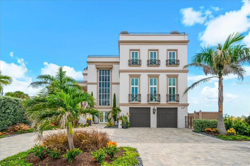 810 Eldorado Avenue Clearwater Beach FL 33767