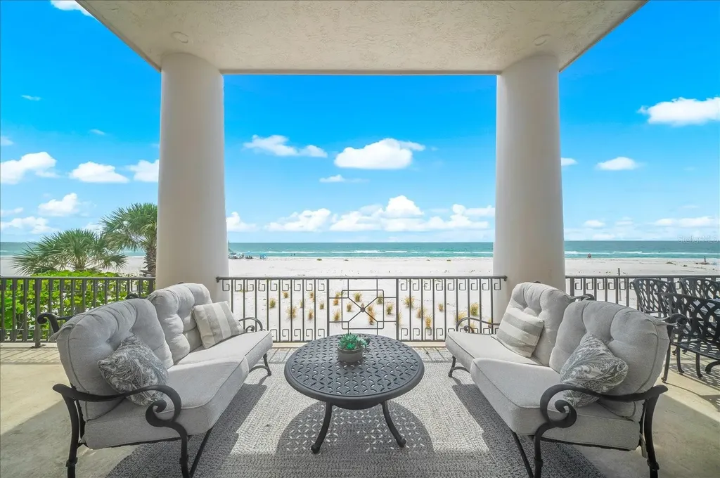 810 Eldorado Avenue Clearwater Beach FL 33767