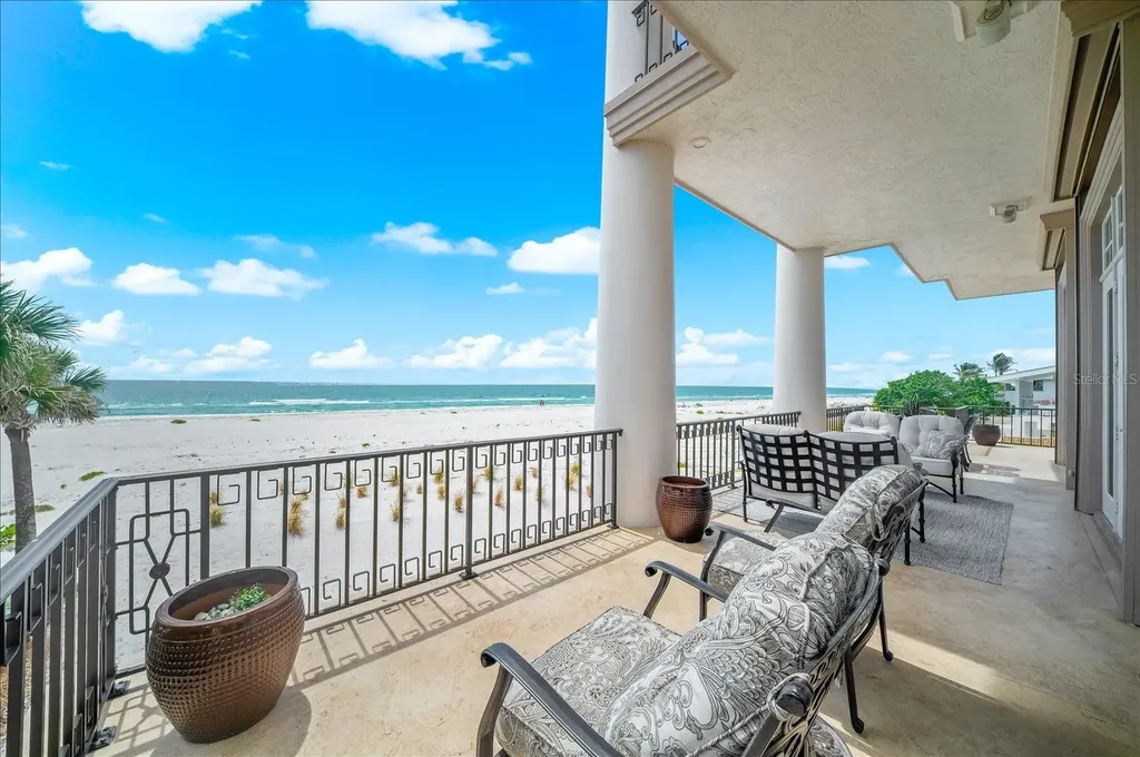 810 Eldorado Avenue Clearwater Beach FL 33767