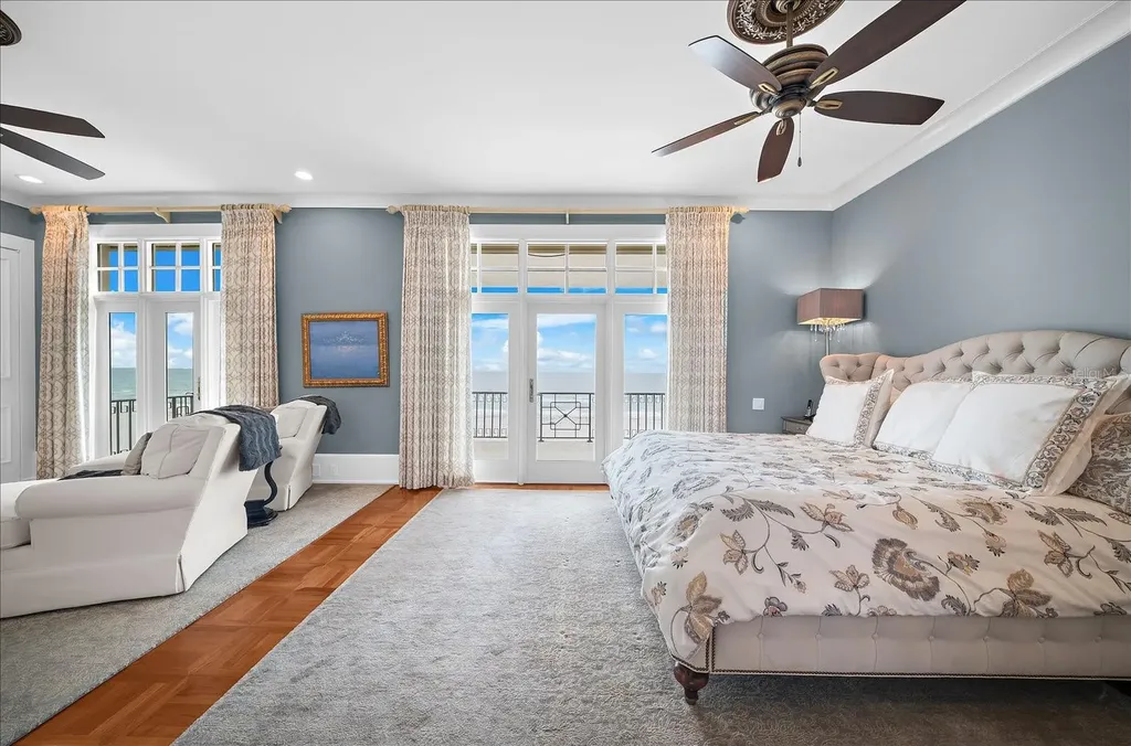 810 Eldorado Avenue Clearwater Beach FL 33767