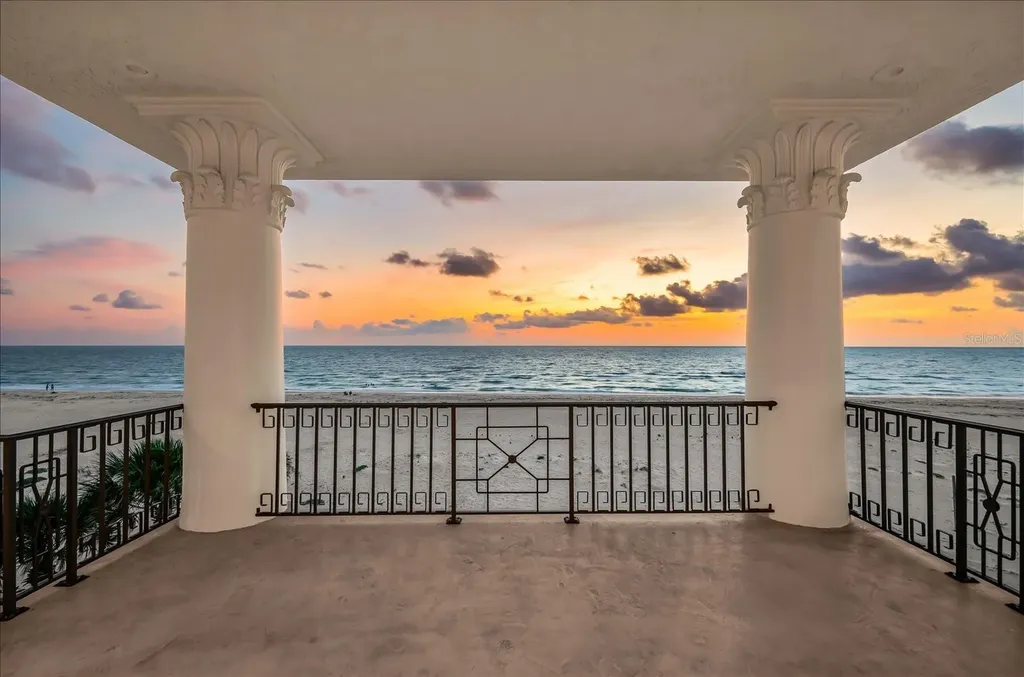810 Eldorado Avenue Clearwater Beach FL 33767