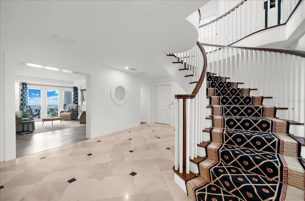 810 Eldorado Avenue Clearwater Beach FL 33767