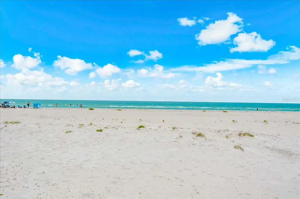 810 Eldorado Avenue Clearwater Beach FL 33767