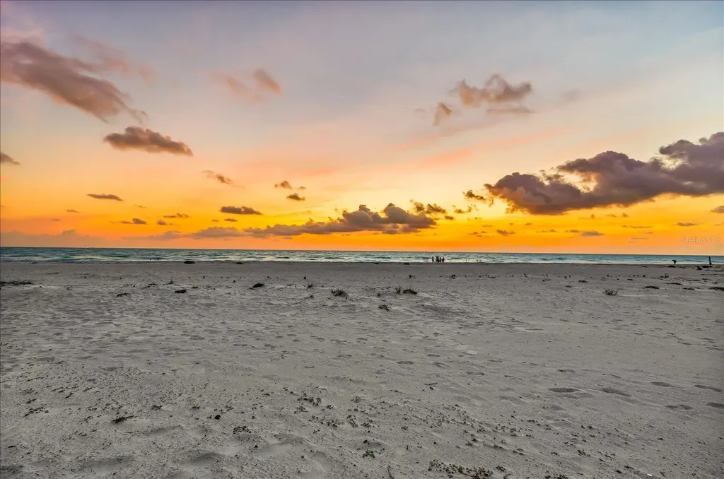 810 Eldorado Avenue Clearwater Beach FL 33767