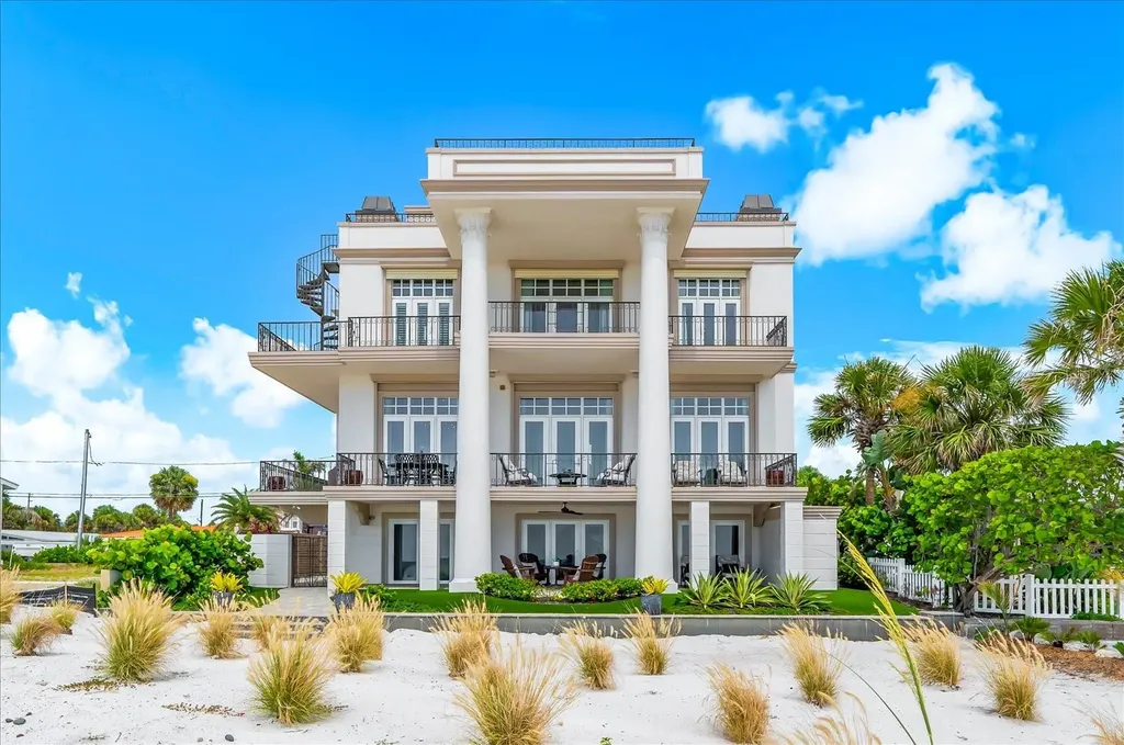 810 Eldorado Avenue Clearwater Beach FL 33767