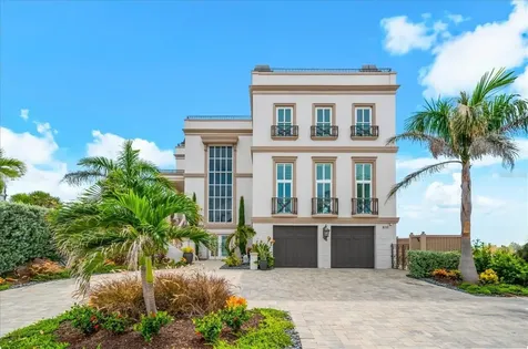 810 Eldorado Avenue Clearwater Beach FL 33767