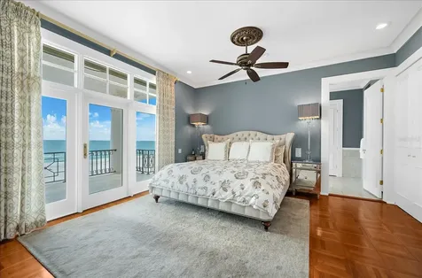 810 Eldorado Avenue Clearwater Beach FL 33767