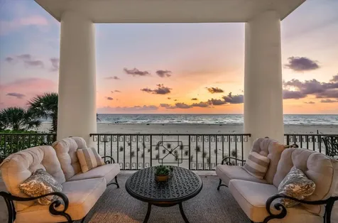 810 Eldorado Avenue Clearwater Beach FL 33767