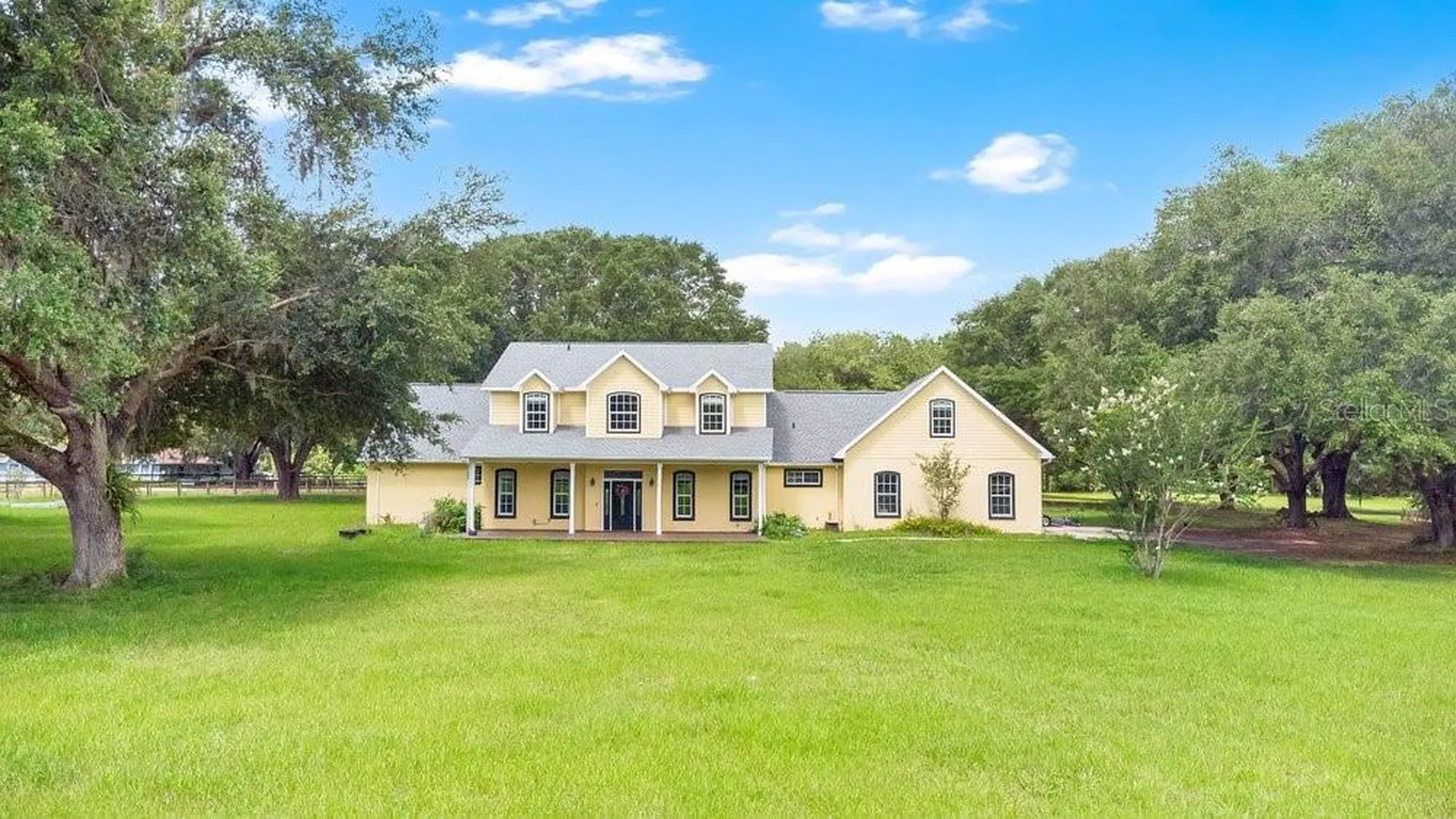 3700 SE 183rd Avenue Road Ocklawaha FL 32179