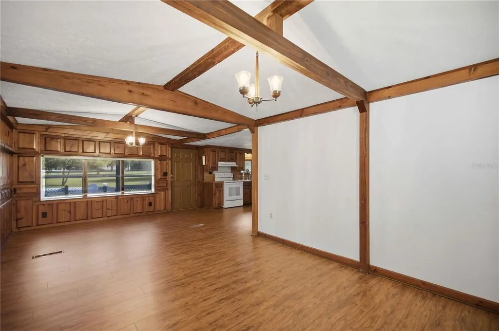 4950 SE 112th Street Road Belleview FL 34420