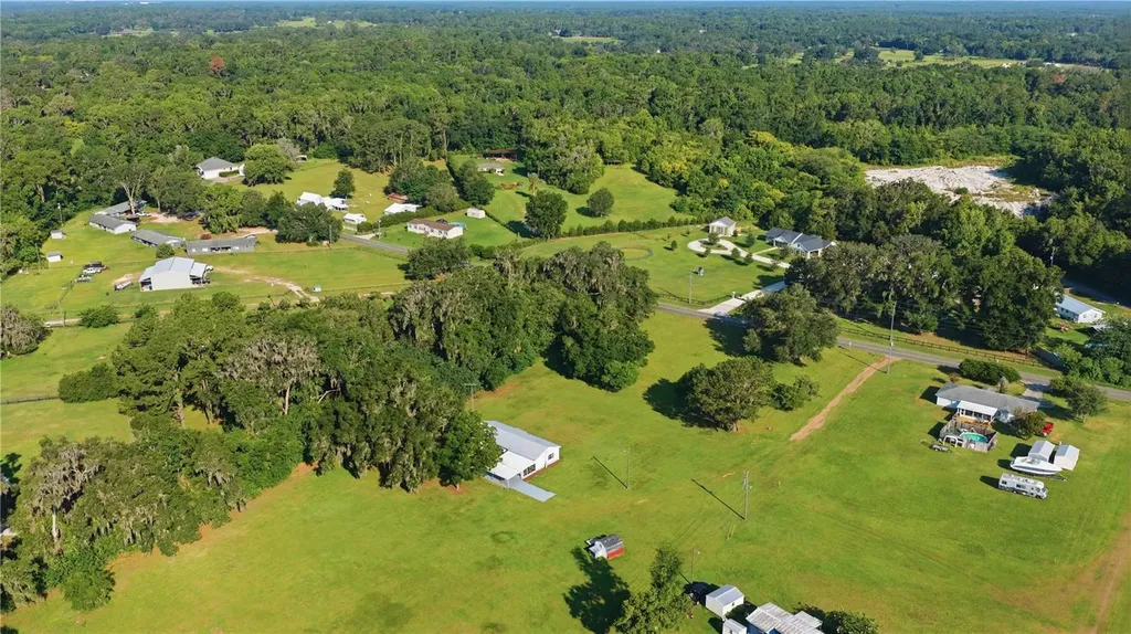 4950 SE 112th Street Road Belleview FL 34420