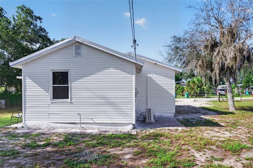 8024 Hillman Avenue Punta Gorda FL 33982
