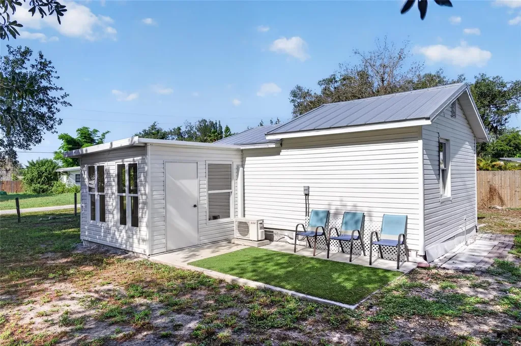 8024 Hillman Avenue Punta Gorda FL 33982