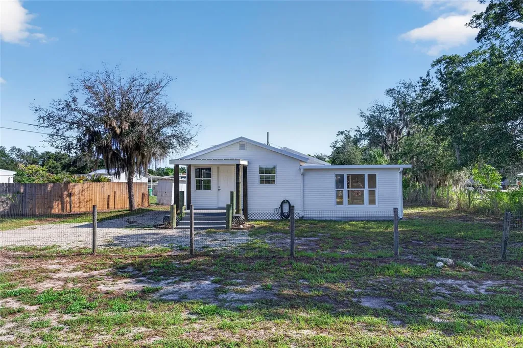 8024 Hillman Avenue Punta Gorda FL 33982