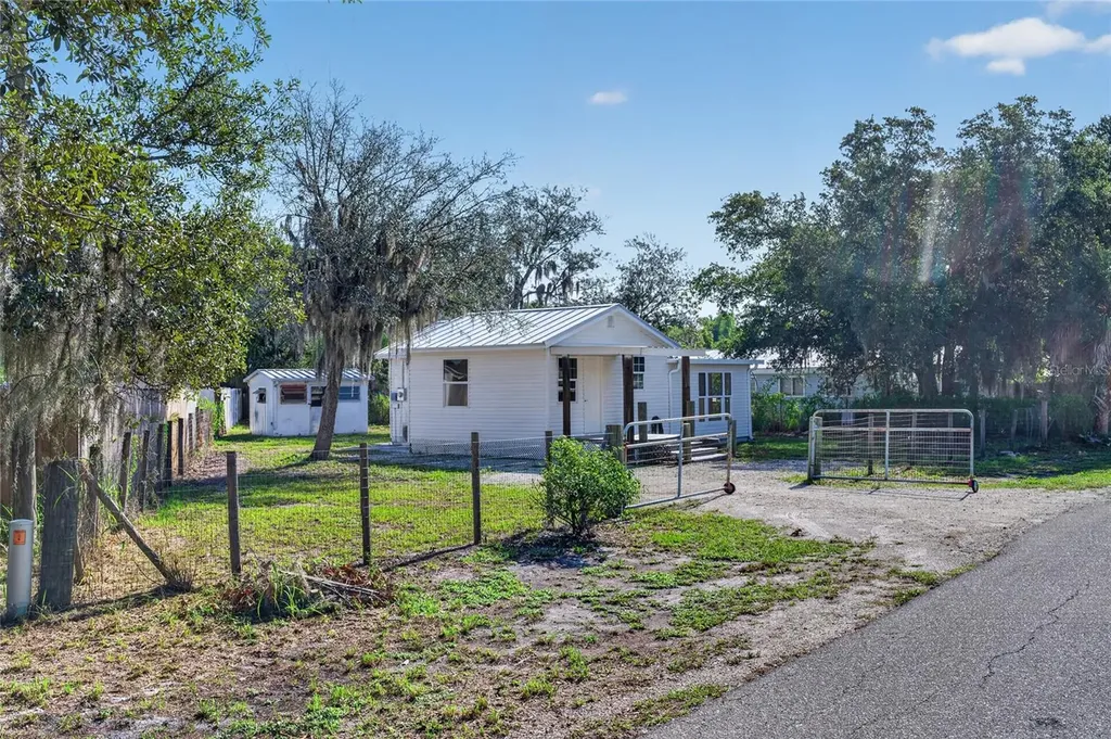 8024 Hillman Avenue Punta Gorda FL 33982