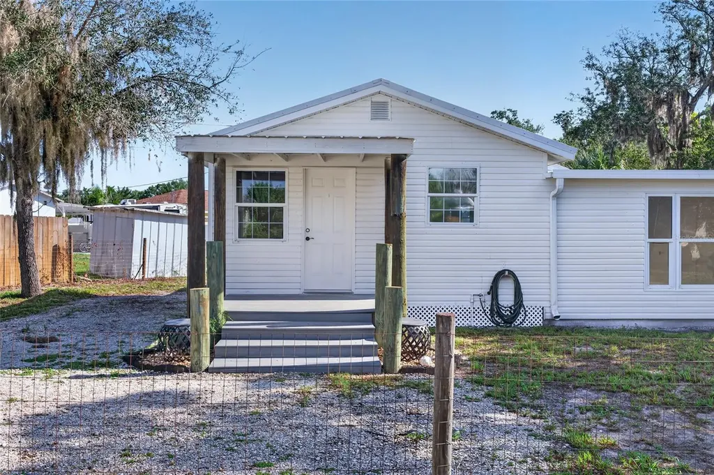 8024 Hillman Avenue Punta Gorda FL 33982
