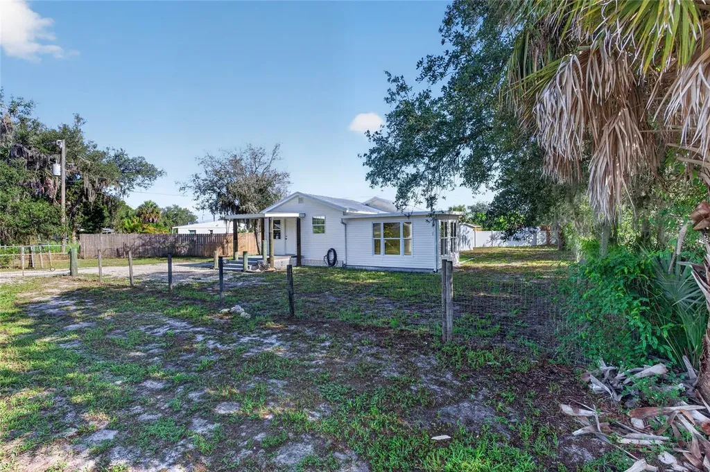 8024 Hillman Avenue Punta Gorda FL 33982
