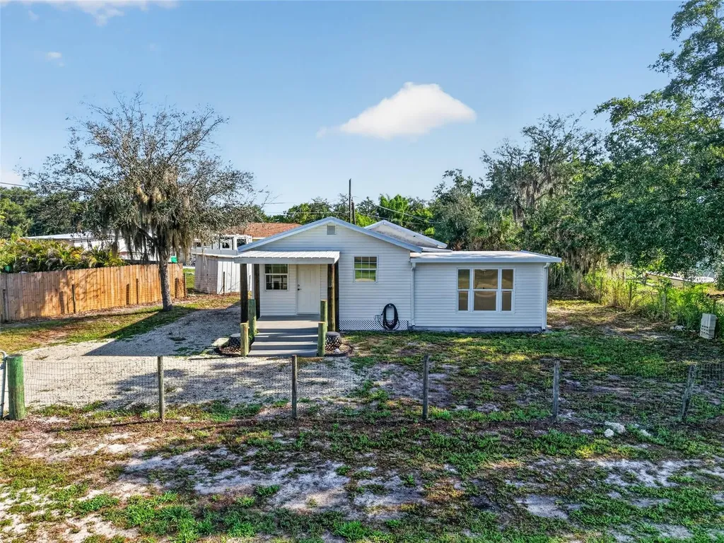 8024 Hillman Avenue Punta Gorda FL 33982