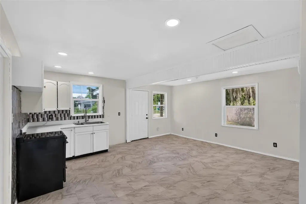 8024 Hillman Avenue Punta Gorda FL 33982