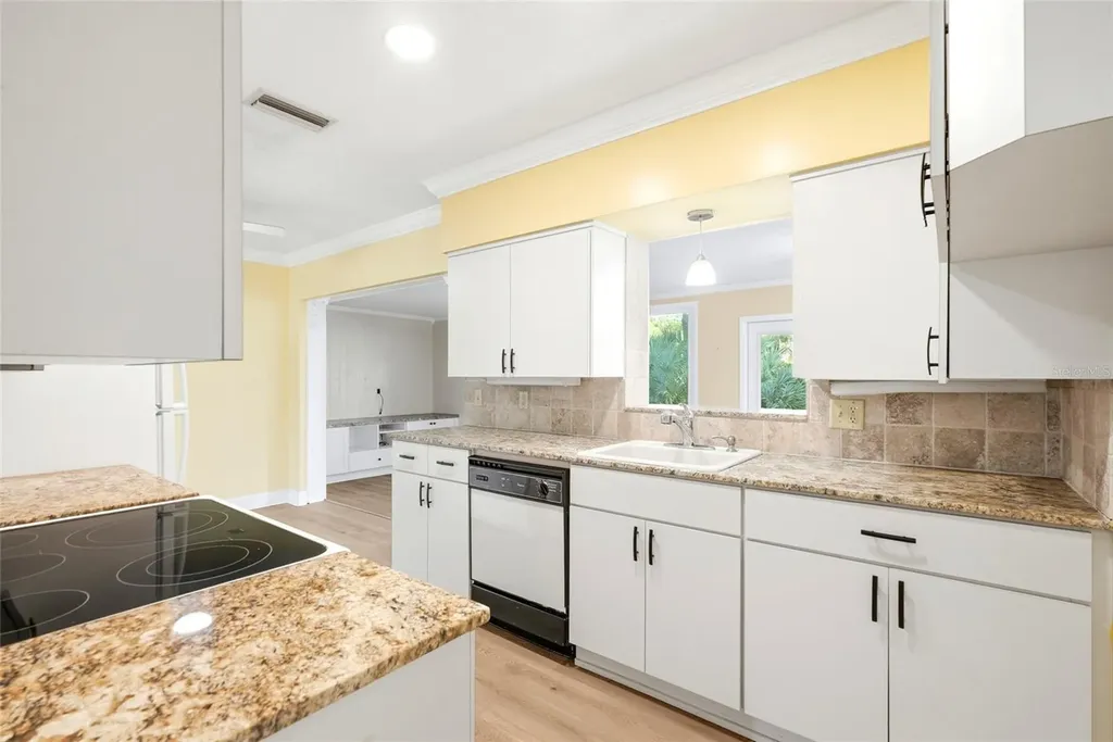 11471 88th Avenue Seminole FL 33772