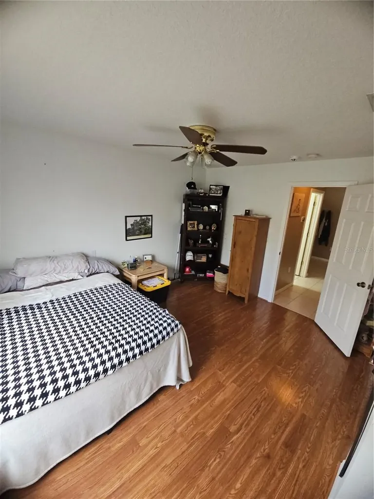4212 Parry Drive Sarasota FL 34241
