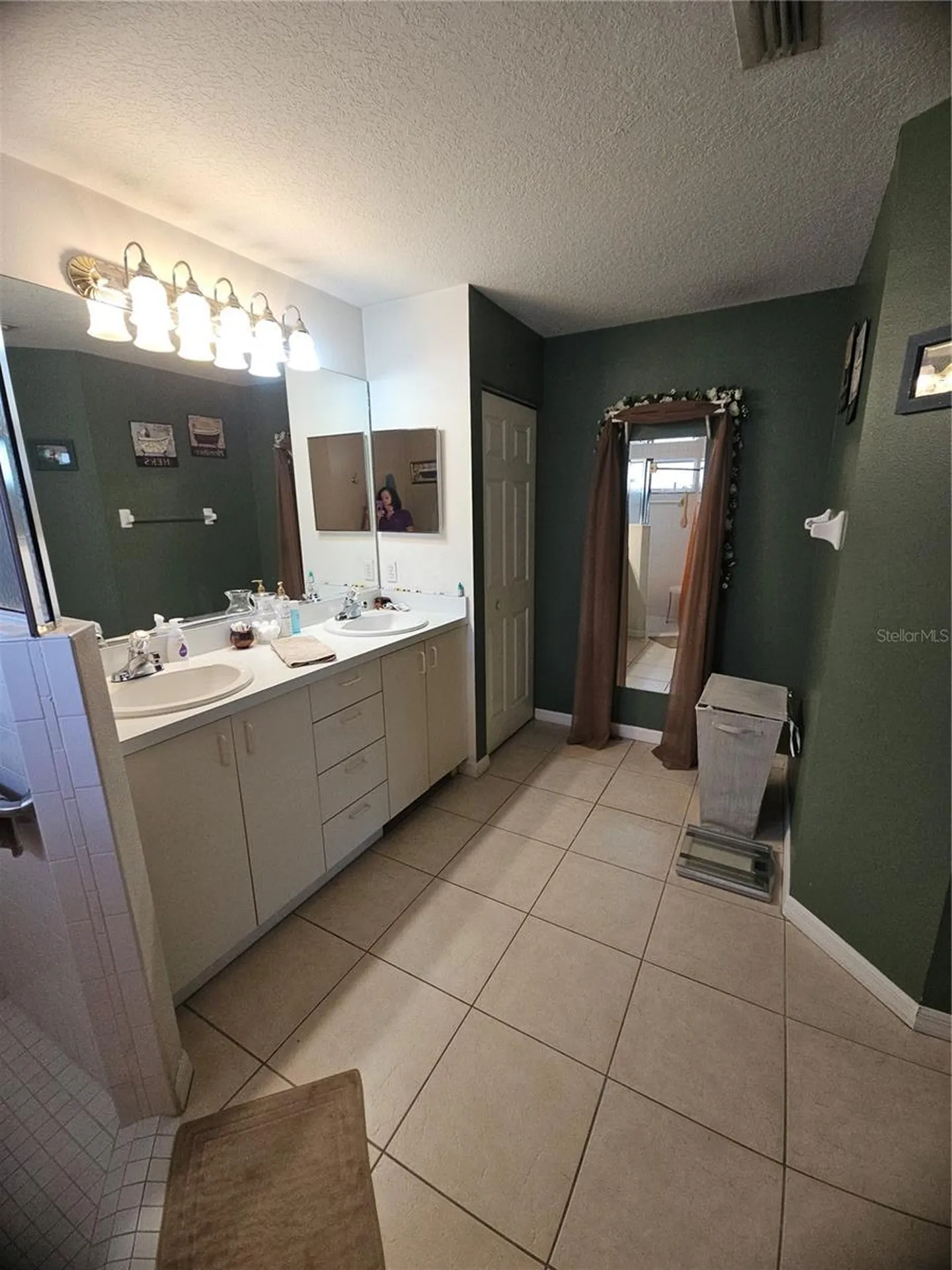 4212 Parry Drive Sarasota FL 34241
