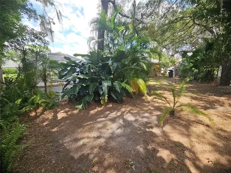 4212 Parry Drive Sarasota FL 34241
