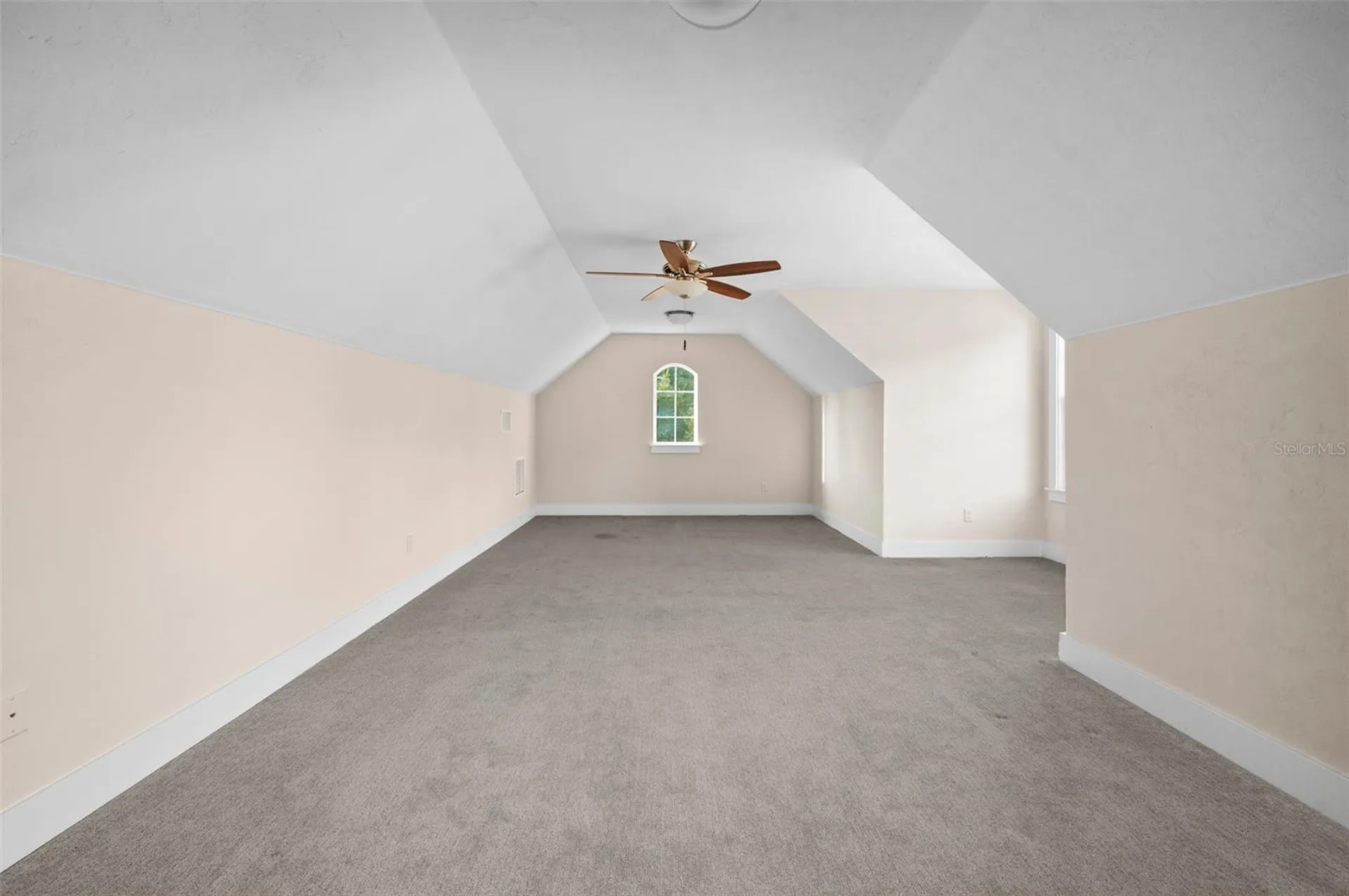 4074 NW 63rd Street Gainesville FL 32606