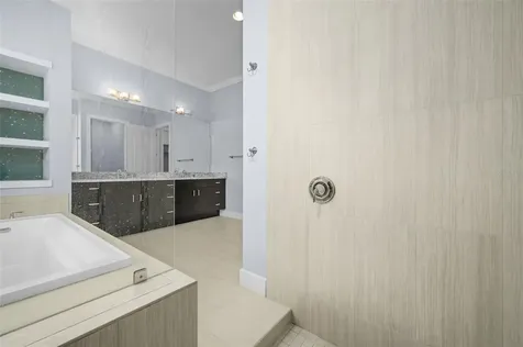 4074 NW 63rd Street Gainesville FL 32606