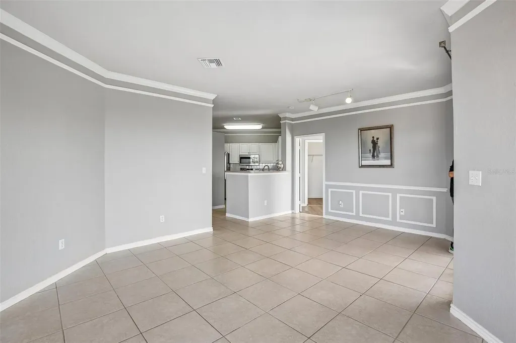 4333 Bayside Village Drive Tampa FL 33615