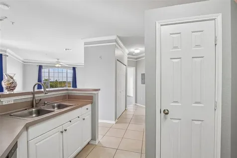 4333 Bayside Village Drive Tampa FL 33615