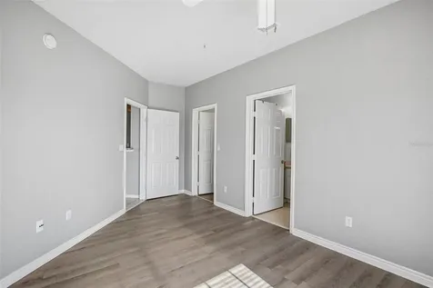 4333 Bayside Village Drive Tampa FL 33615