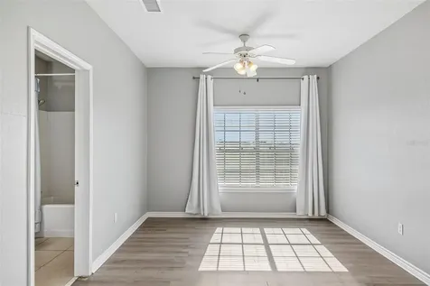 4333 Bayside Village Drive Tampa FL 33615