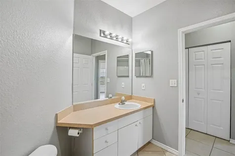 4333 Bayside Village Drive Tampa FL 33615